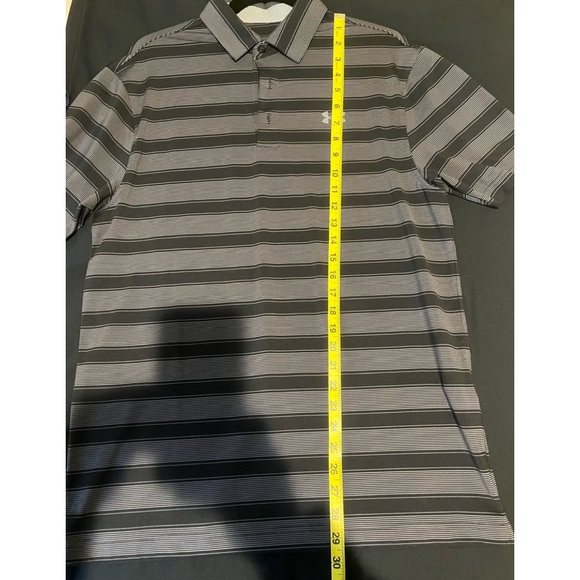 Under Armour men’s medium black/gray golf shirt - Picture 10 of 11